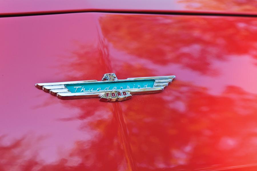  Ford Thunderbird White Ruf 1956 года  (фото 16 из 20)